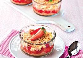 Crumble s jahodami