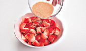 Crumble s jahodami