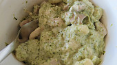 Gnocchi s brokolicí, nivou a zakysanou smetanou