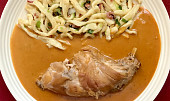 Kuře na paprice (Králík na paprice + špecle)
