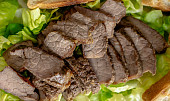 Steak z hovězího pupku – flank steak