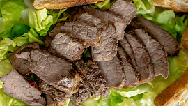 Steak z hovězího pupku – flank steak