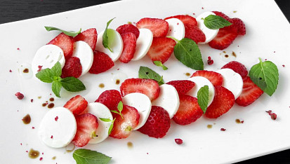 Jahodové carpaccio