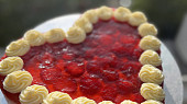 Jahodový smetanový dort (mousse)