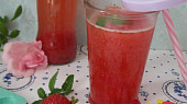 Domácí jahodová limonáda