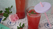 Domácí jahodová limonáda