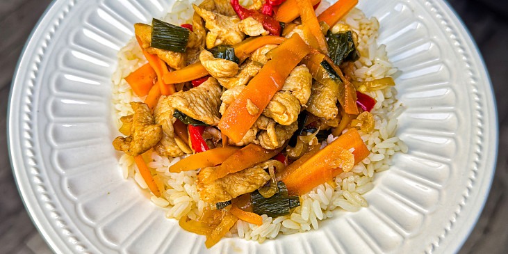 “Kung Pao” s kuřecím masem a zeleninou