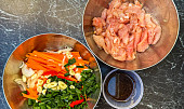 “Kung Pao” s kuřecím masem a zeleninou