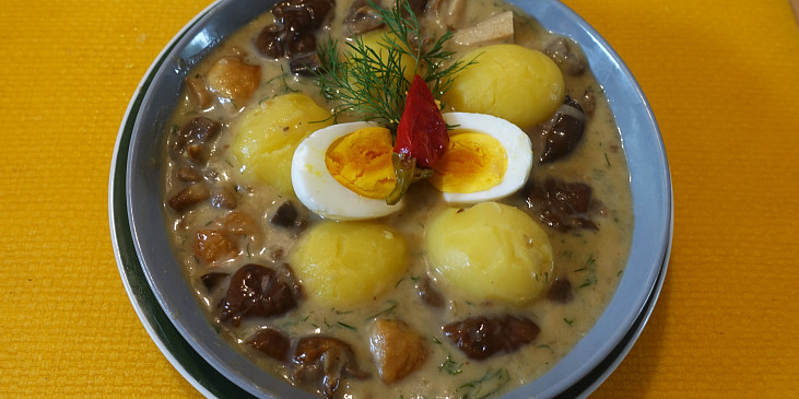 Houbová omáčka a la kulajda
