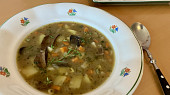 Bramborová polévka s houbami