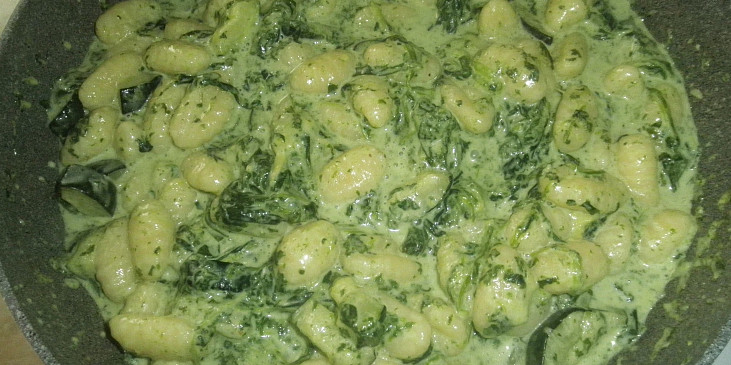Gnocchi s cuketou a špenátem (Gnocchi s cuketou a špenátem)