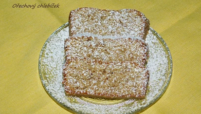 Ořechová top bábovka ("ořecháda")