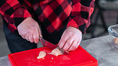 Kuřecí tandoori špízy s koriandrovou omáčkou