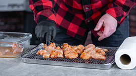 Kuřecí tandoori špízy s koriandrovou omáčkou