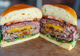 Plněné burgery