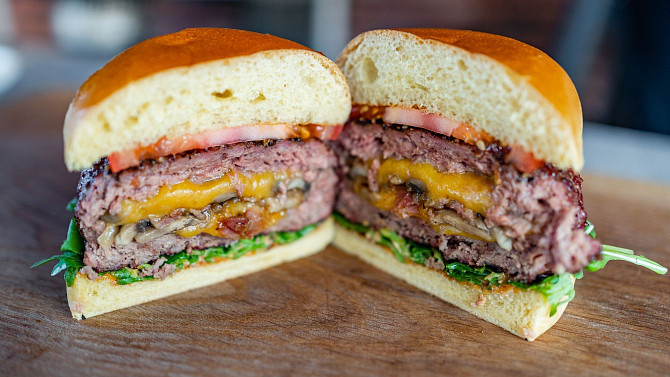 Plněné burgery