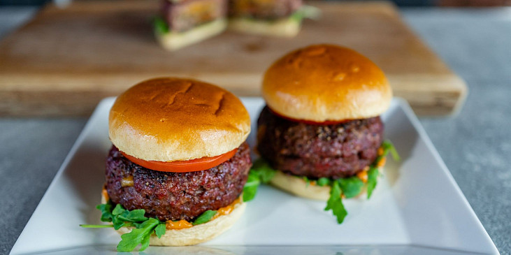 Plněné burgery