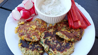 Cuketové placky s halloumi