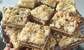 Jablečno-tvarohový cheesecake na plech