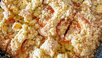 Rychlý hrnkový ovocný koláč s drobenkou, Výborný recept i koláč 😋