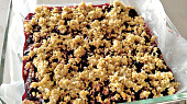 Crumble s letním ovocem