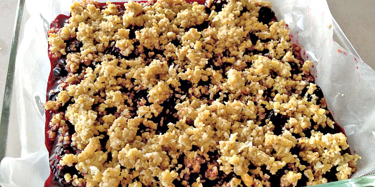 Crumble s letním ovocem