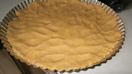 Letní koláč s třešněmi