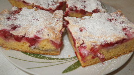 Zasněžená rybízová buchta - báječná a rychlá