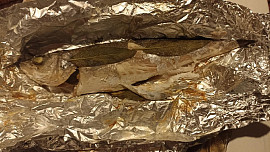 Grilovaný mořský vlk