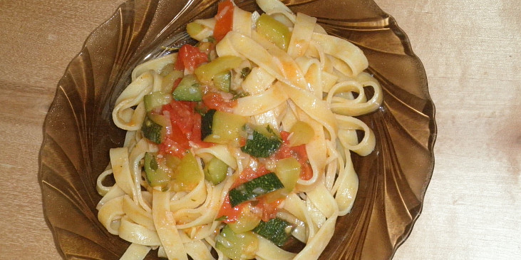 Tagliatelle se zeleninou (Tagliatelle se zeleninou)