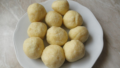 Tvarohové švestkové knedlíky, Tvarohové švestkové knedlíky