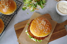 Šťavnatý McChicken burger
