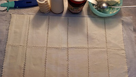 Listové koláčky s krémovou náplní a džemem