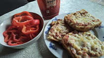 Toasty s anglickou slaninou
