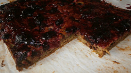 Cuketová buchta s ovocem