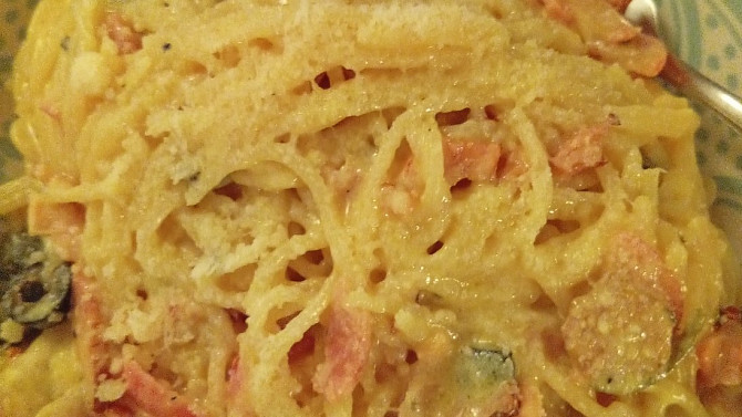 Spaghetti s Lučinou, anglickou slaninou a ředkvičkami, Spaghetti s Lučinou anglickou slaninou a ředkvičkami
