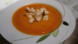 Zeleninová polévka s cuketou