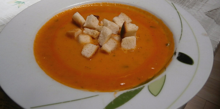 Zeleninová polévka s cuketou