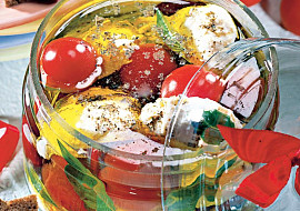 Marinovaná rajčata s mozzarellou