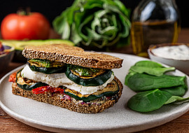 Sendvič „Vegetariánská bomba“