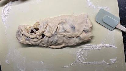 Jablečný štrúdl z domácího těsta