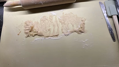 Jablečný štrúdl z domácího těsta