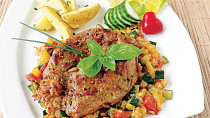 Krůtí steak s cuketovým ragú