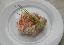 Budapešťská s rajčaty (Budapešťská s rajčaty)
