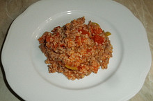 Bulgur s mletým masem a rajčaty