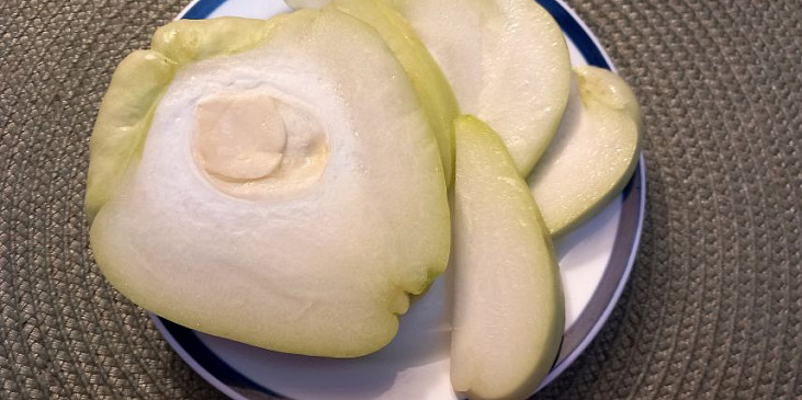 Čajot restovaný s krevetami a nudlemi z jedné pánve