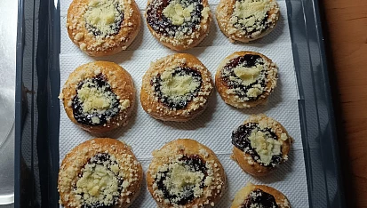 Kynuté povidlové koláče s drobenkou, Krásné, chutné 🤗👍