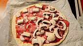 Těsto na pizzu