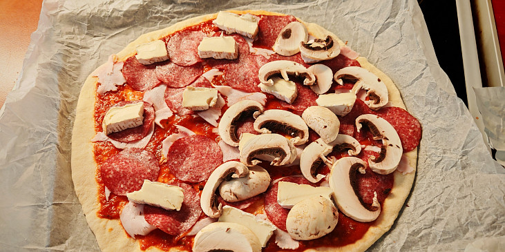 Těsto na pizzu