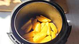Brambory pečené v horkovzdušné fritéze